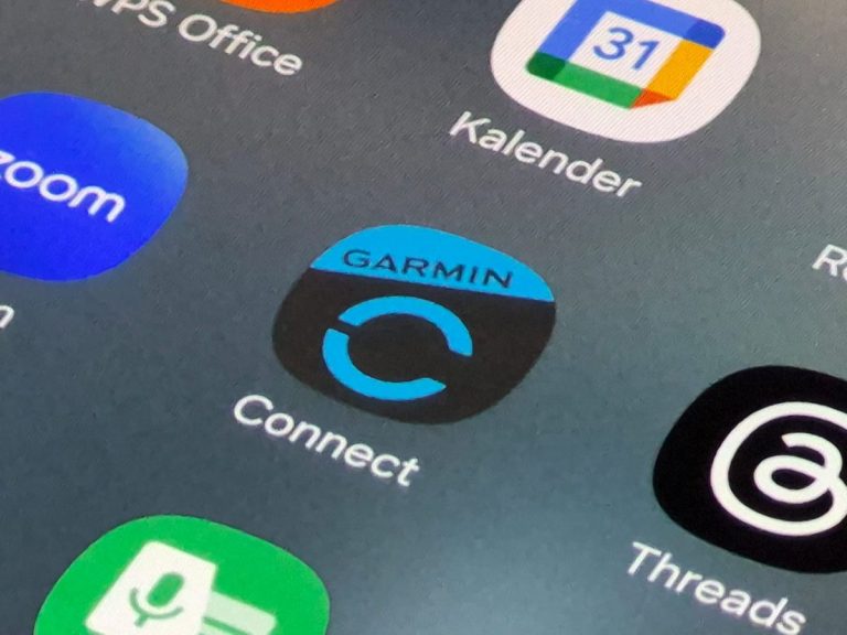 بيانات Garmin Connect 2025: الإندونيسيون يحبون تدريب القوة والبادل