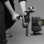 كاميرا EOS R6 V من Canon جاهزة لطرحها في الأسواق، كاميرا كاملة الإطار للمحتوى الأفقي والرأسي