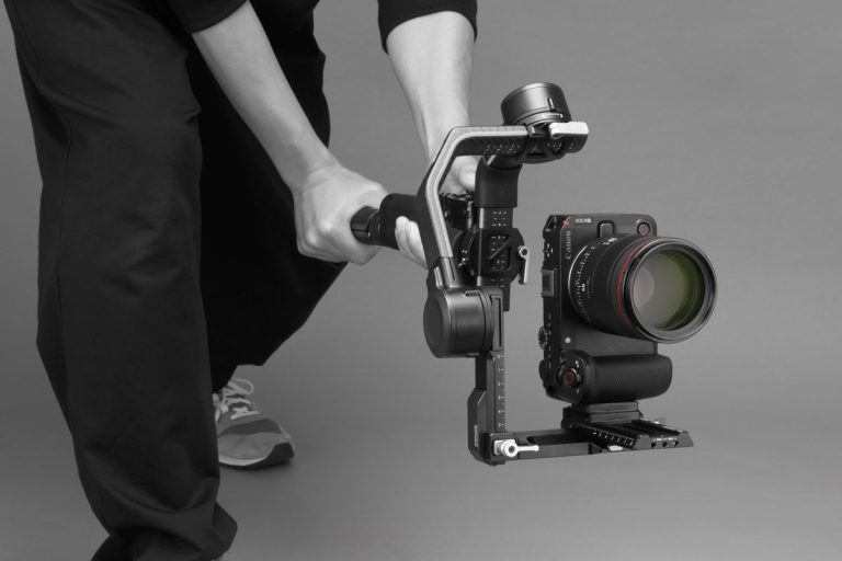 كاميرا EOS R6 V من Canon جاهزة لطرحها في الأسواق، كاميرا كاملة الإطار للمحتوى الأفقي والرأسي